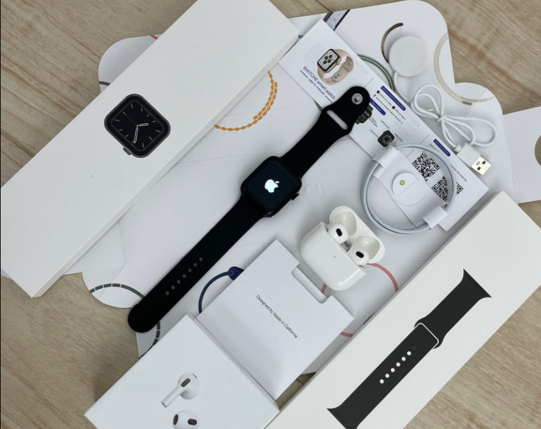 Latest Combo Of Watch & Air Pods Pro