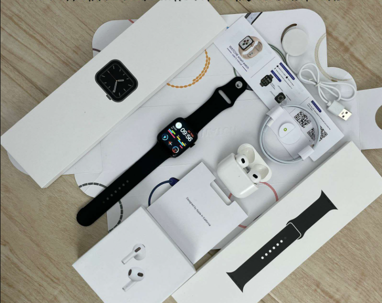 Latest Combo Of Watch & Air Pods Pro